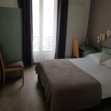 Hotel Le Saint-Hubert - Gare De Lyon Bastille Hotel 3*