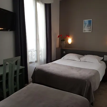 Hotel Hotel Le Saint-Hubert - Gare De Lyon Bastille 3*