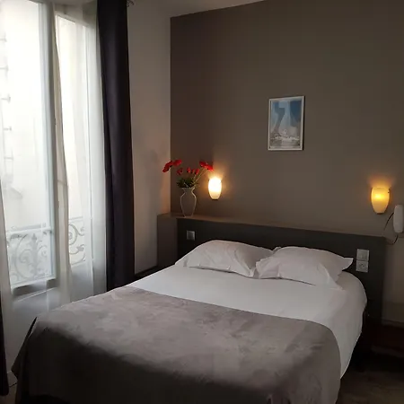 Hotel Le Saint-Hubert - Gare De Lyon Bastille 3* Paris