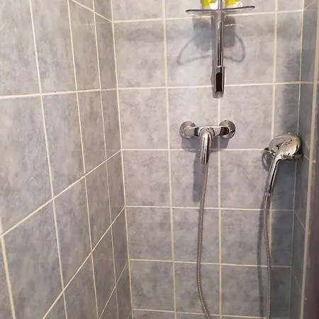 Hotel Le Saint-Hubert - Gare De Lyon Bastille 3*