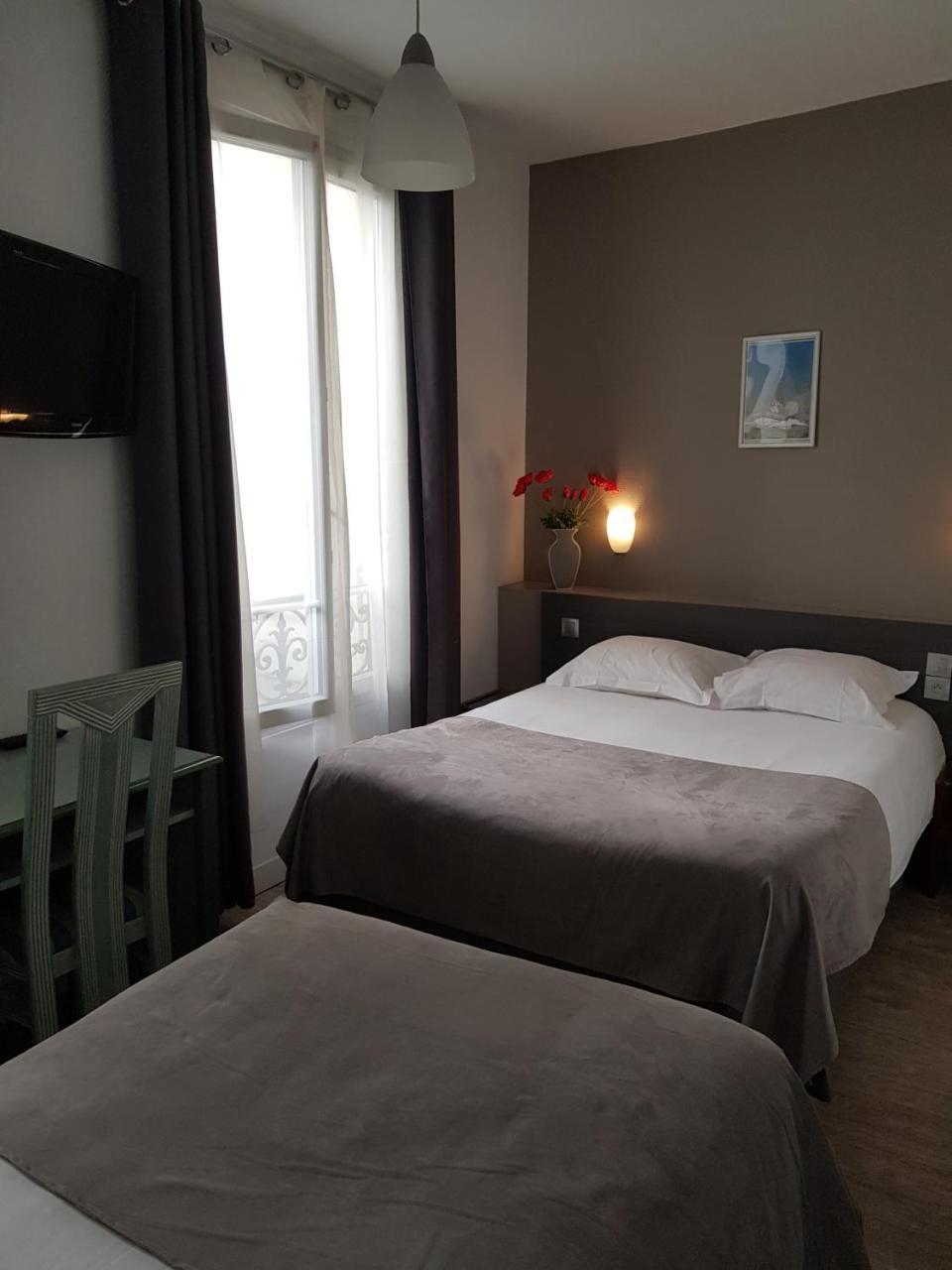 Hotel Le Saint-hubert - Gare De Lyon Bastille 3*